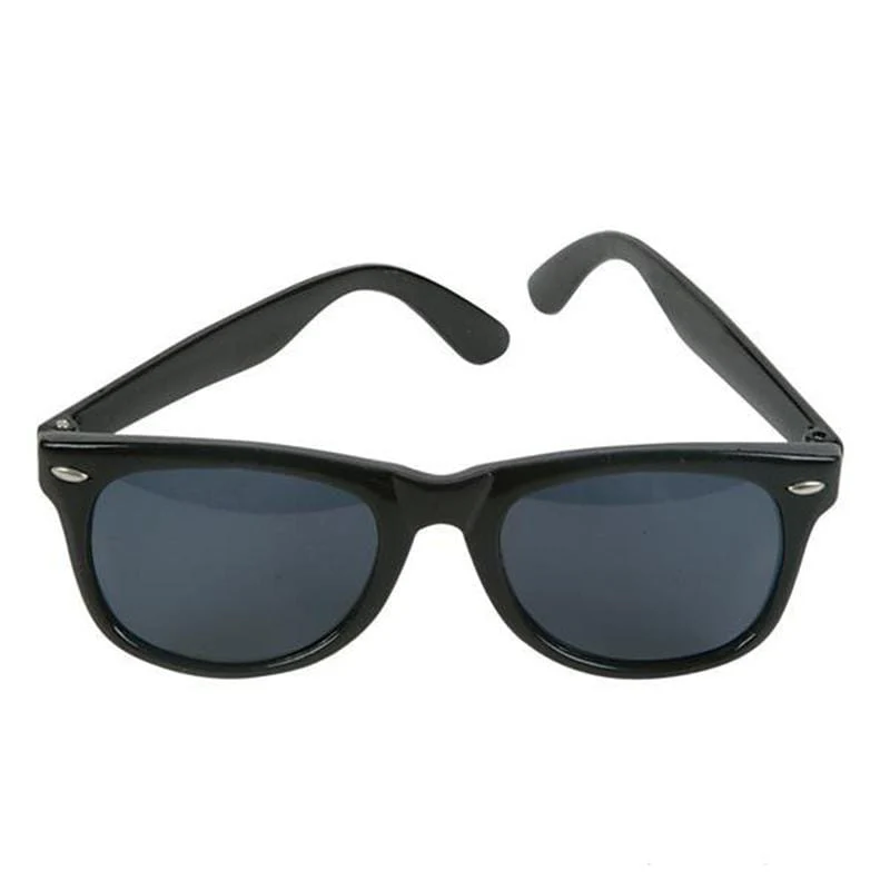 Black sunglasses