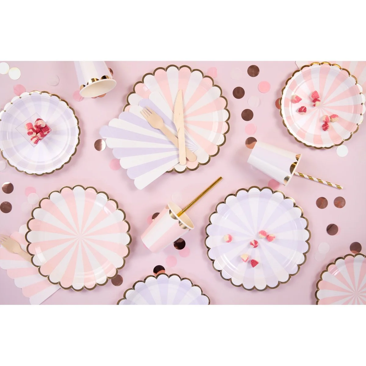 Candy Land Small Dessert Paper Plates, Light Pink, 7 Inches, 8 Count - Image 2