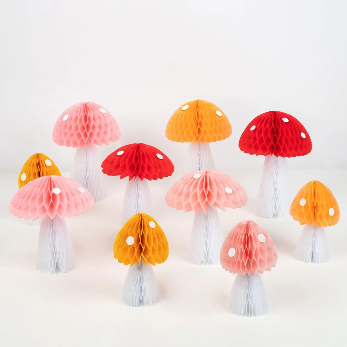 Honeycomb Mushroom Table Decoration, 10 Count