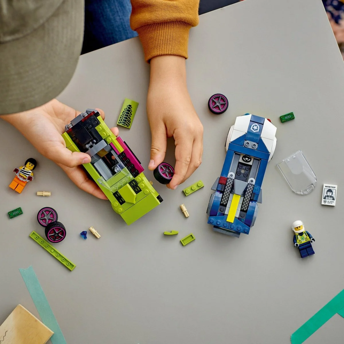 LEGO City Police Car and Muscle Car Chase, 60415, Ages 6+, 213 Pieces - Image 8