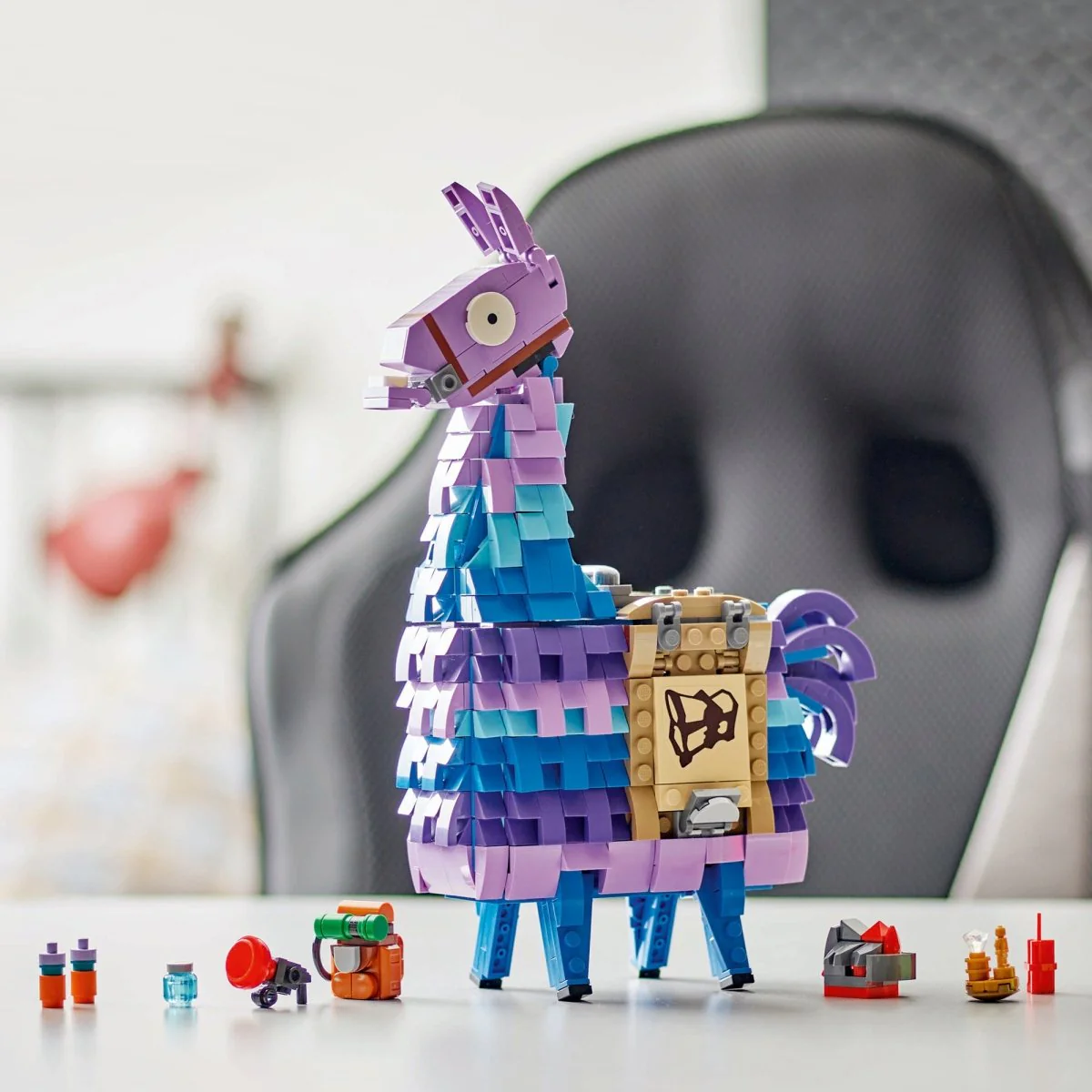 LEGO Fortnite Supply Llama, 77071, Ages 12+, 691 Pieces - Image 10
