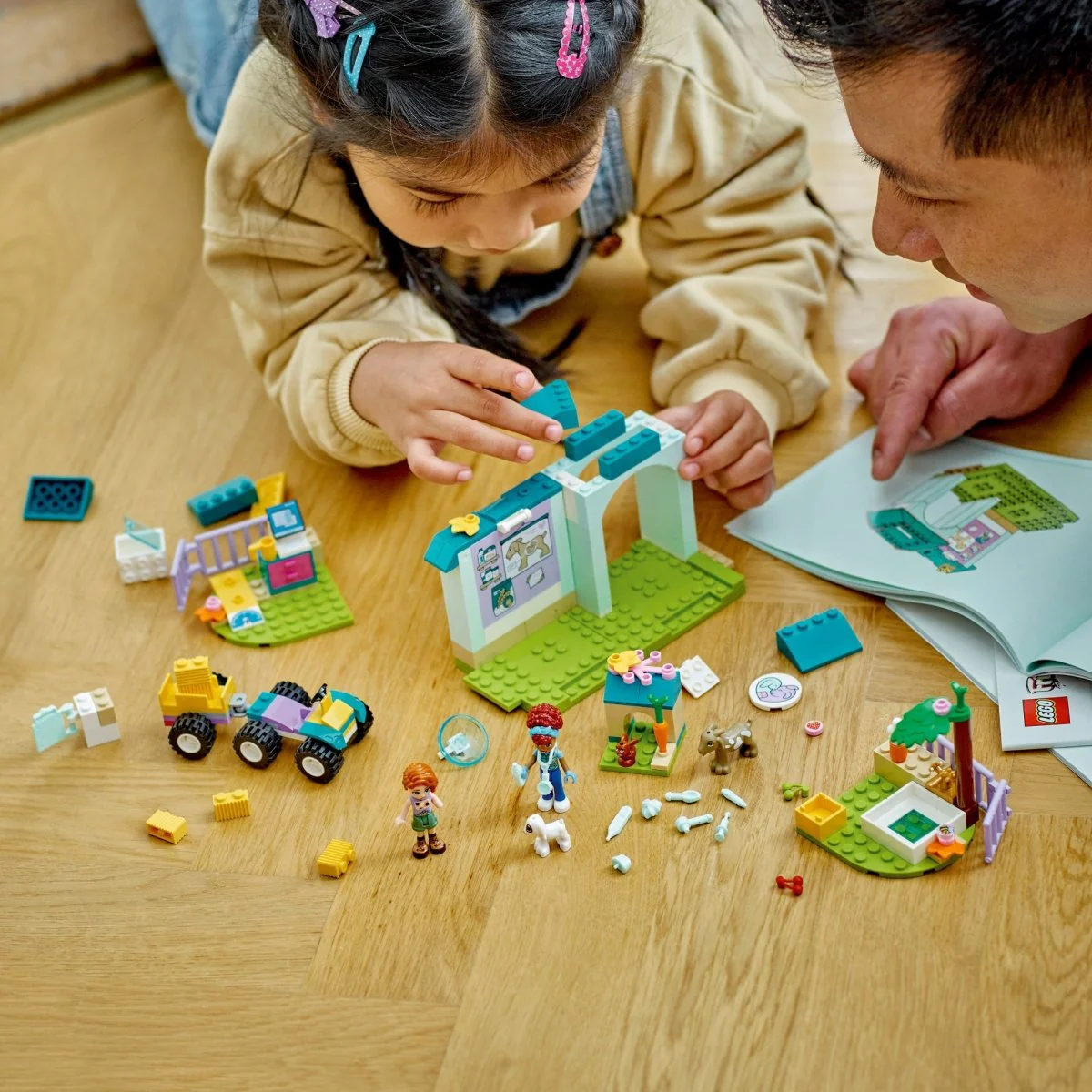 LEGO Friends Farm Animal Vet Clinic, 42632, Ages 4+, 161 Pieces - Image 9