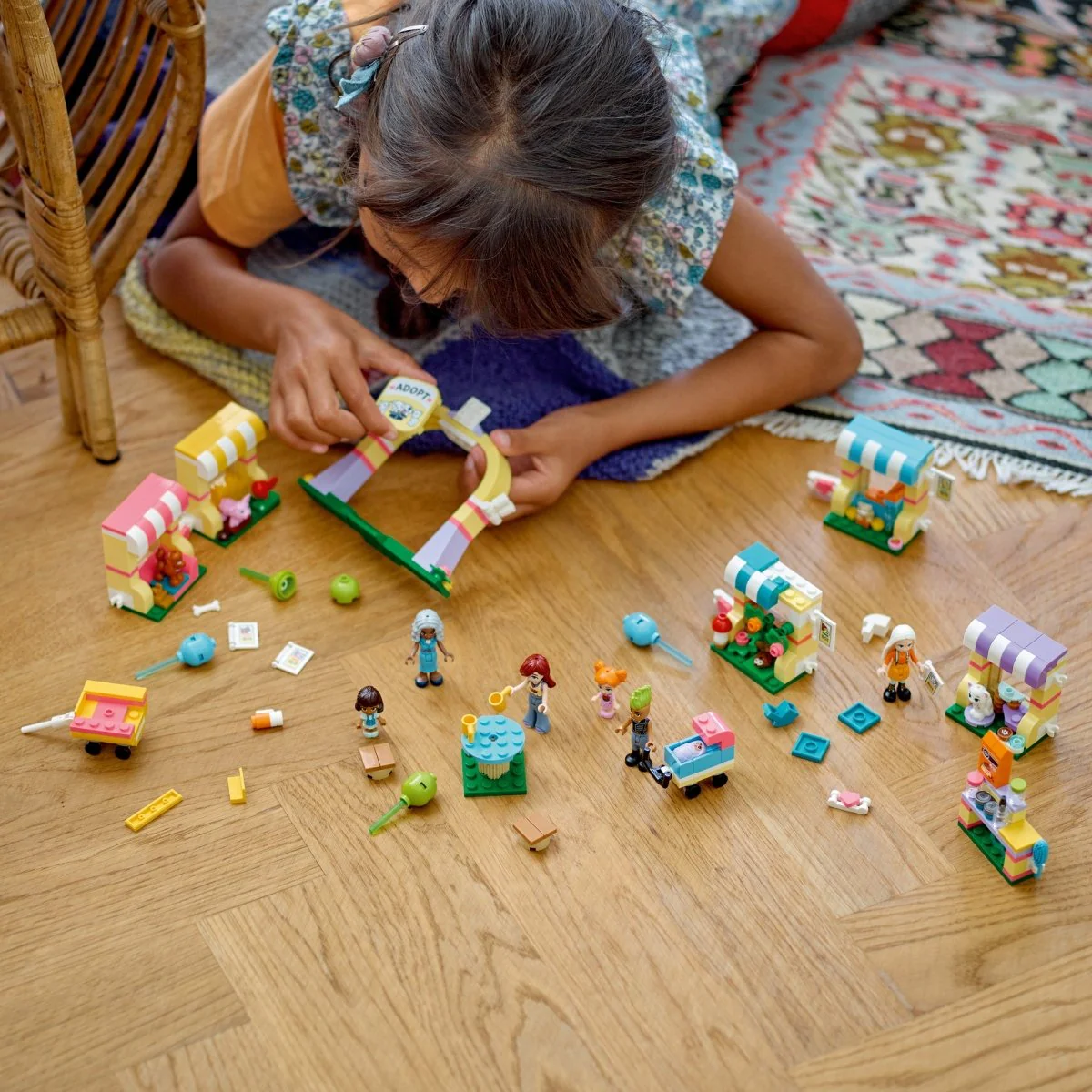 LEGO Friends Pet Adoption Day, 42615, Ages 6+, 400 Pieces - Image 18