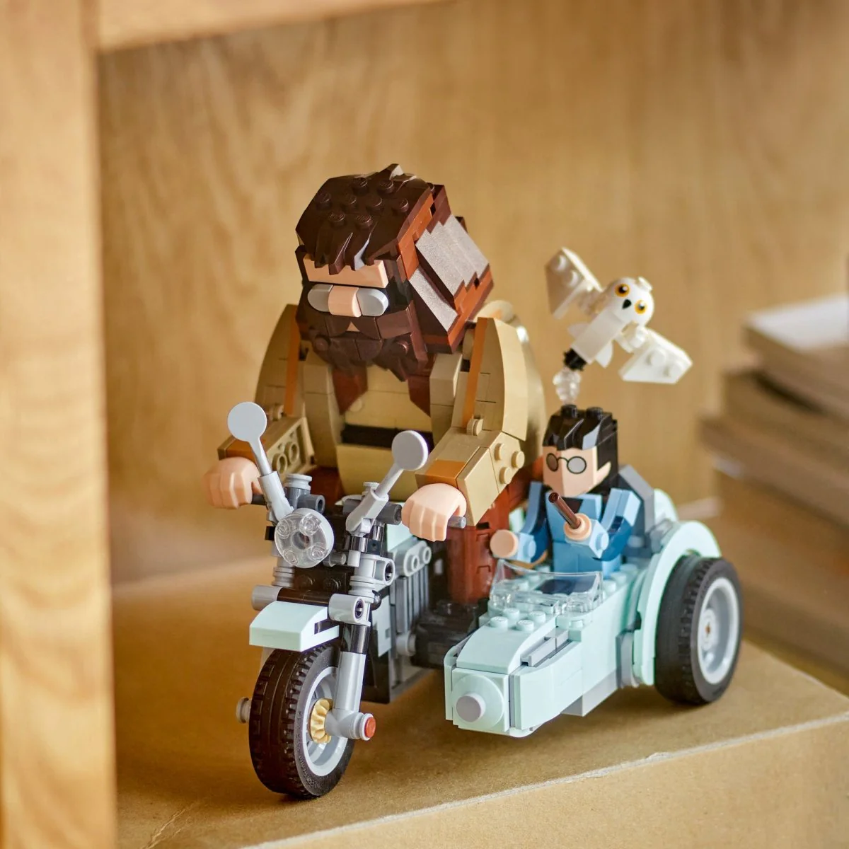 LEGO Harry Potter Hagrid & Harry's Motorcycle Ride, 76443, Ages 9+, 617 Pieces - Image 7