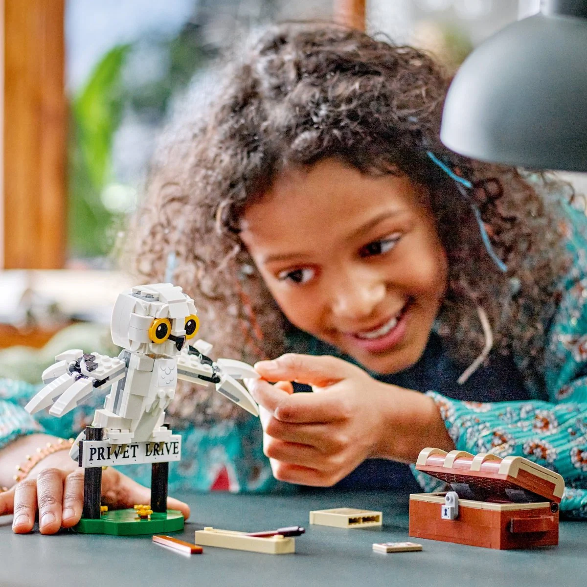 LEGO Harry Potter Hedwig at 4 Privet Drive, 76425, Ages 7+, 337 Pieces - Image 11