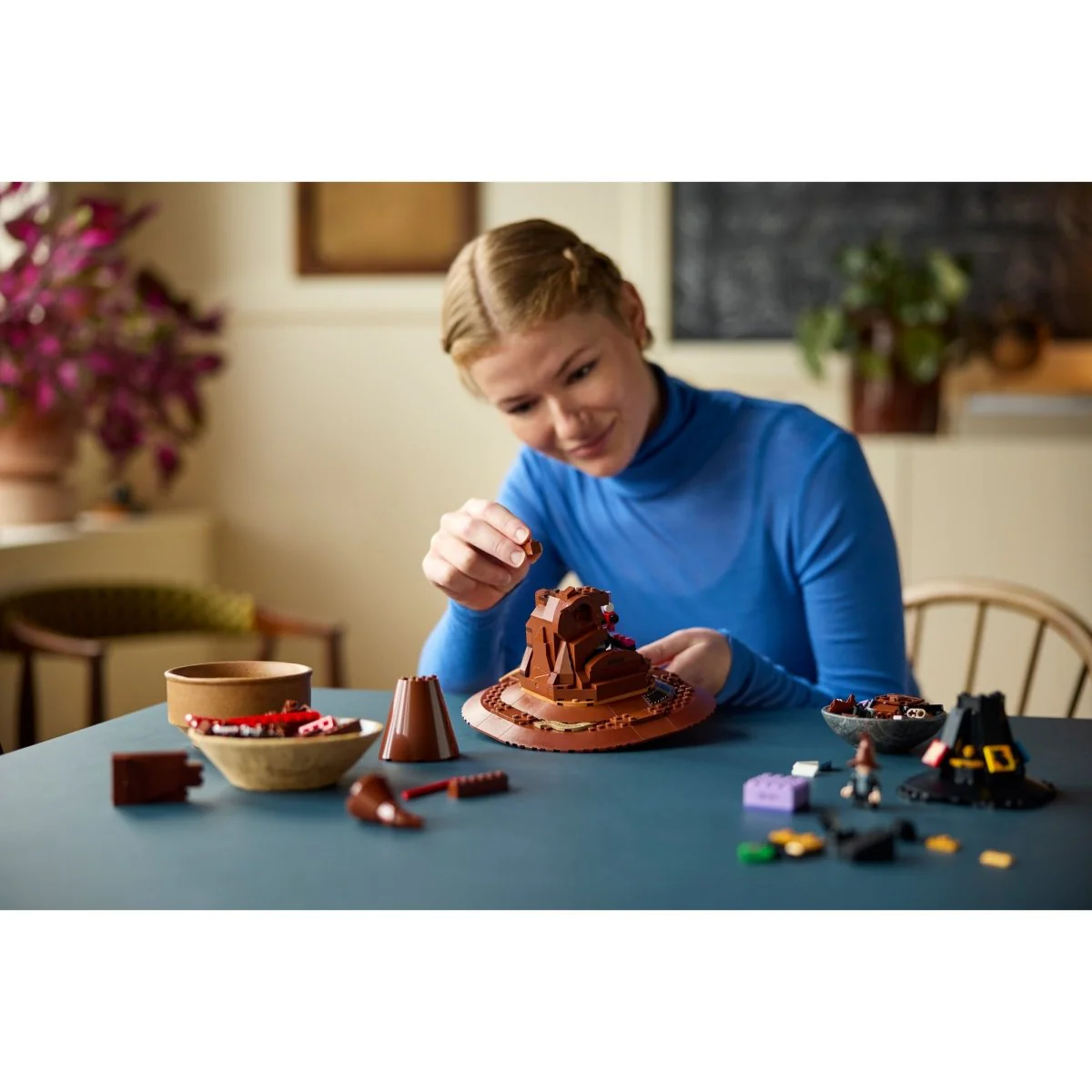 LEGO Harry Potter Talking Sorting Hat, 76429, Ages 18+, 561 Pieces - Image 5