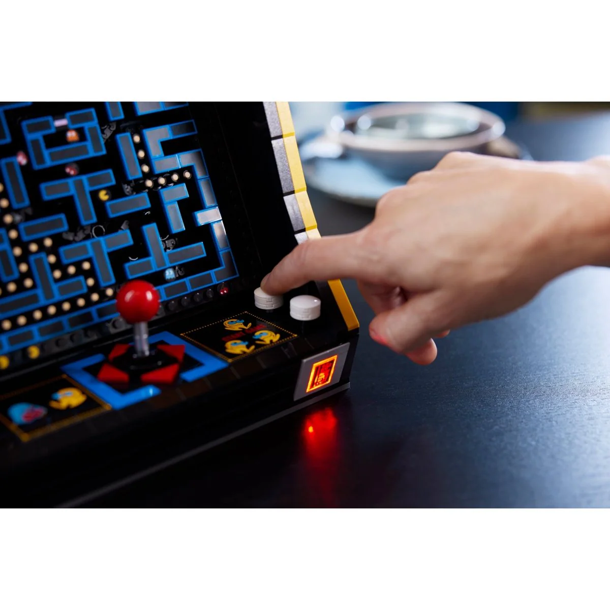LEGO Icons Pac-Man Arcade, 10323, Ages 18+, 2651 Pieces - Image 7