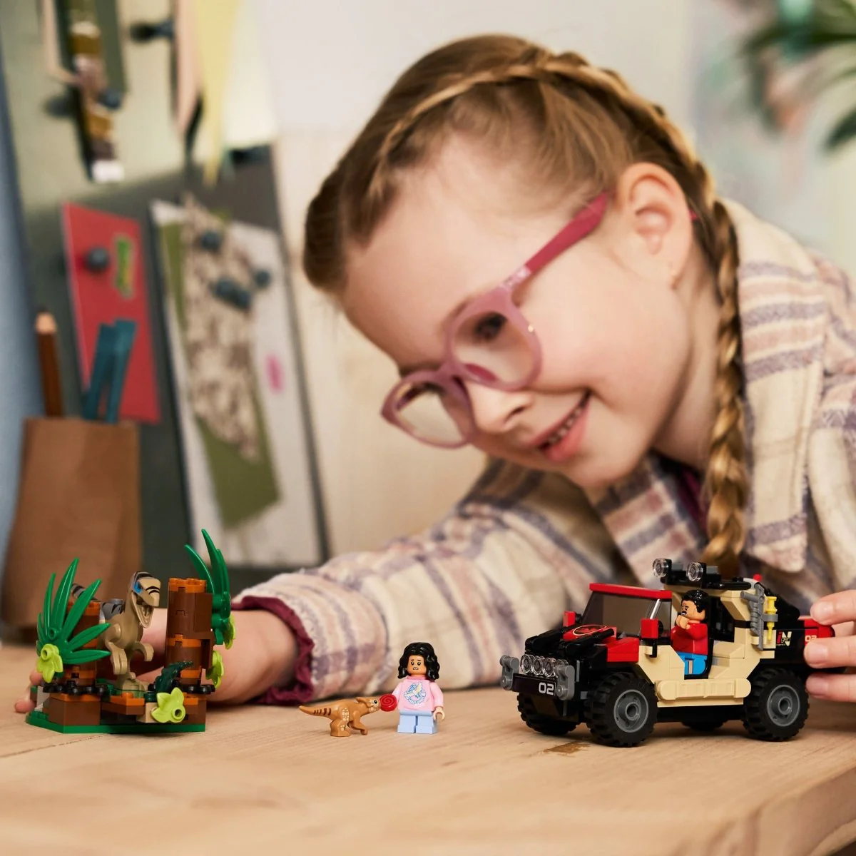 LEGO Jurassic World Raptor Off-Road Escape, 76972, Ages 6+, 285 Pieces - Image 9
