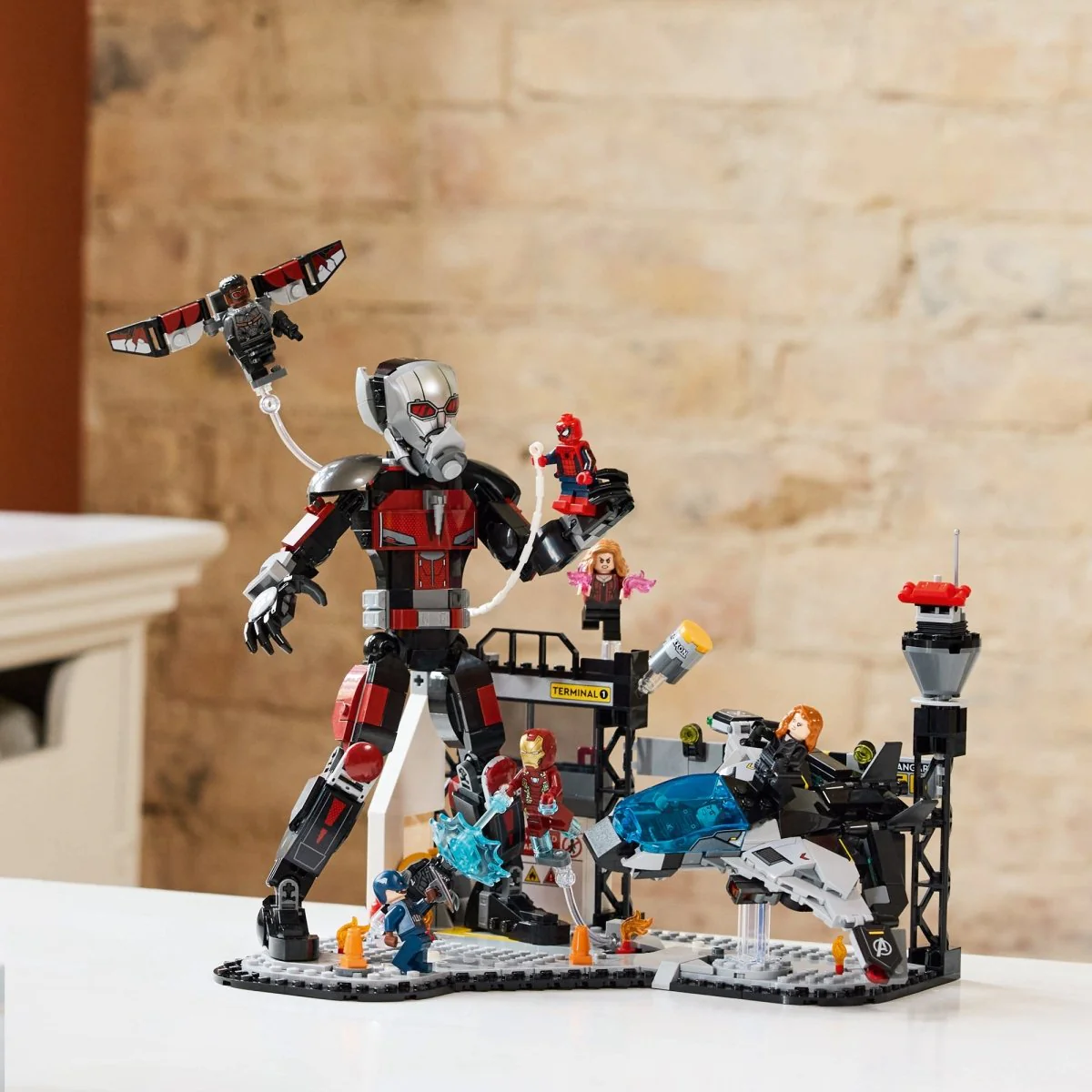 LEGO Marvel Captain America: Civil War Action Battle, 76314, Ages 10+, 736 Pieces - Image 12