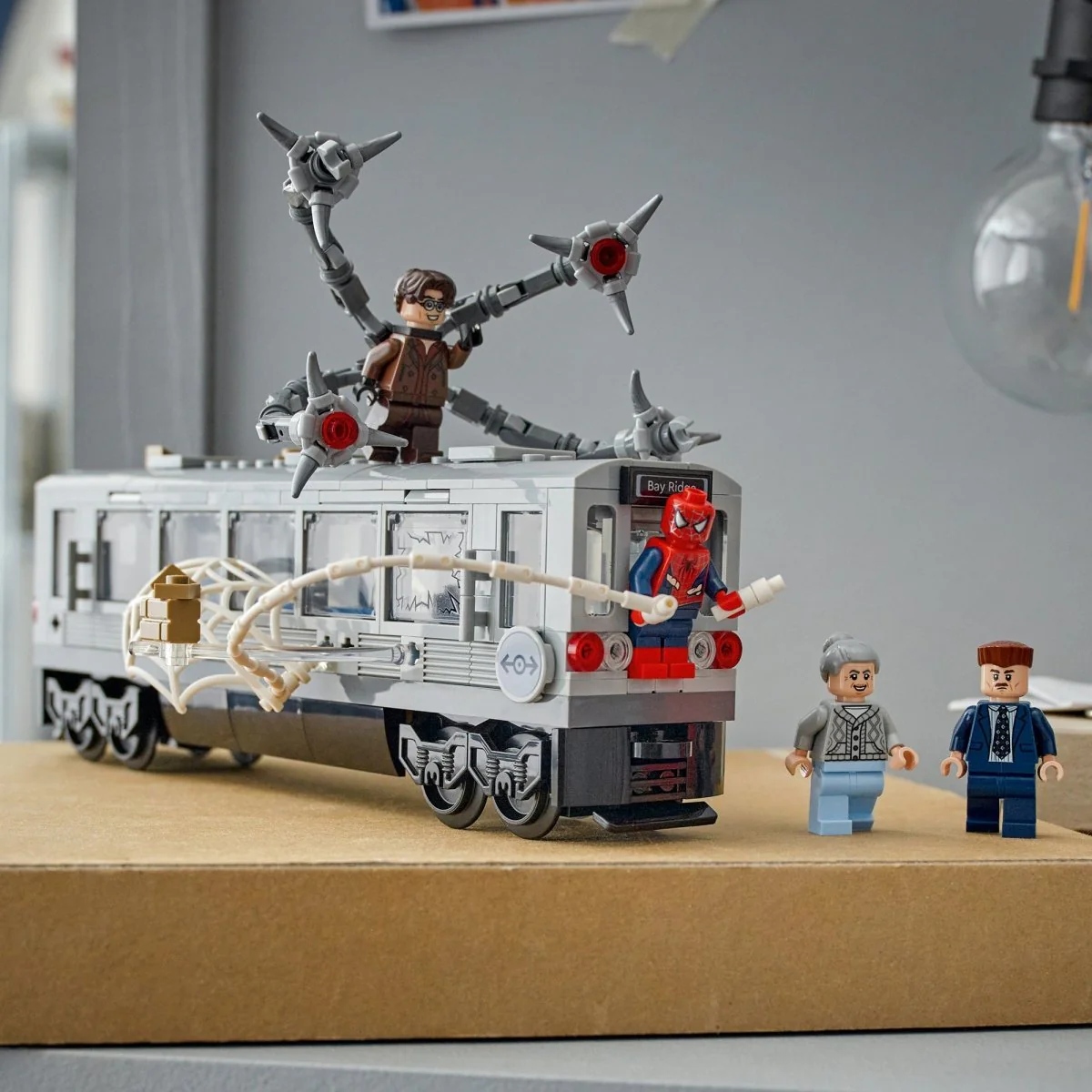 LEGO Marvel Spider-Man vs. Doc Ock Subway Train Scene, 76321, Ages 9+, 393 Pieces - Image 10