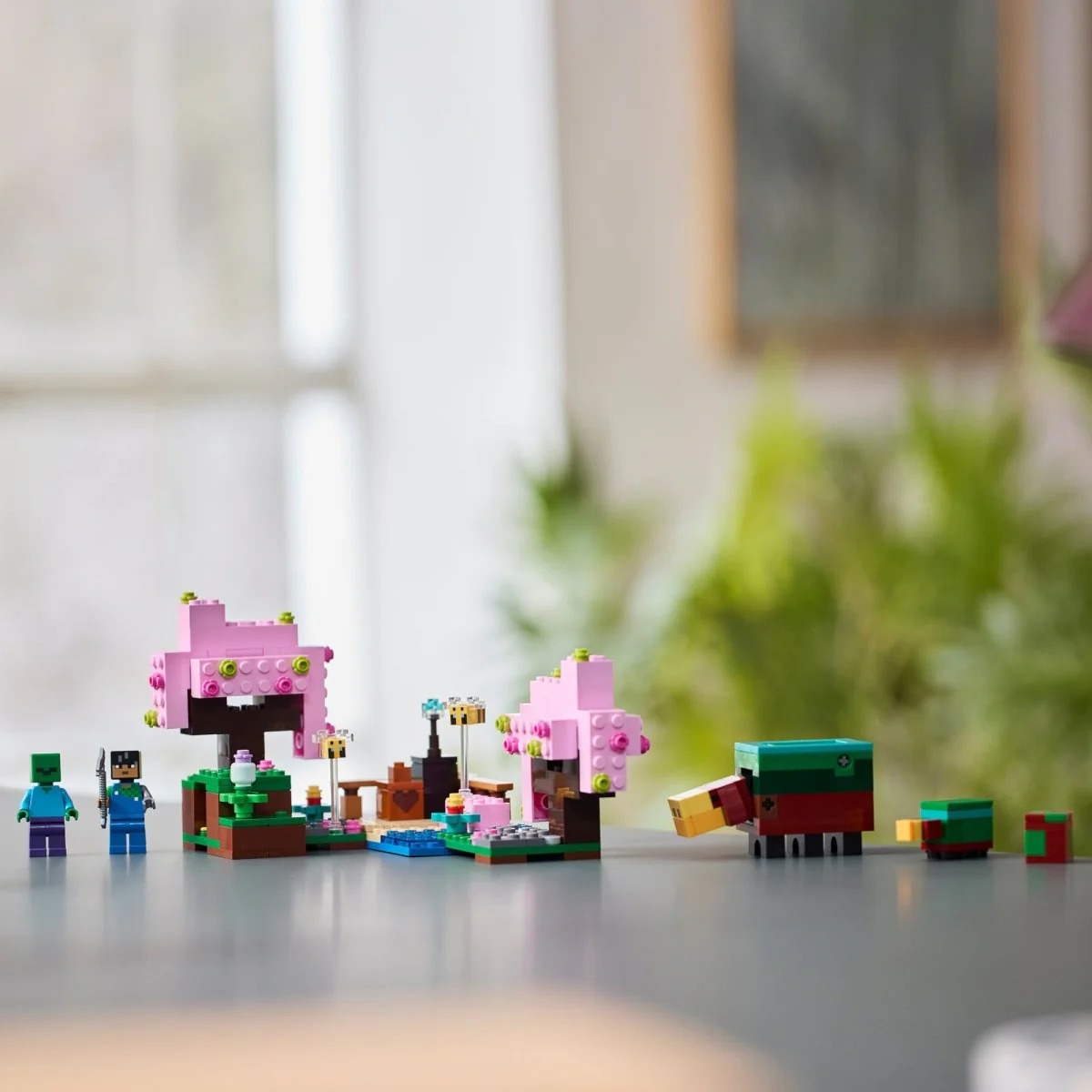 LEGO Minecraft The Cherry Blossom Garden, 21260, Ages 8+, 304 Pieces - Image 11