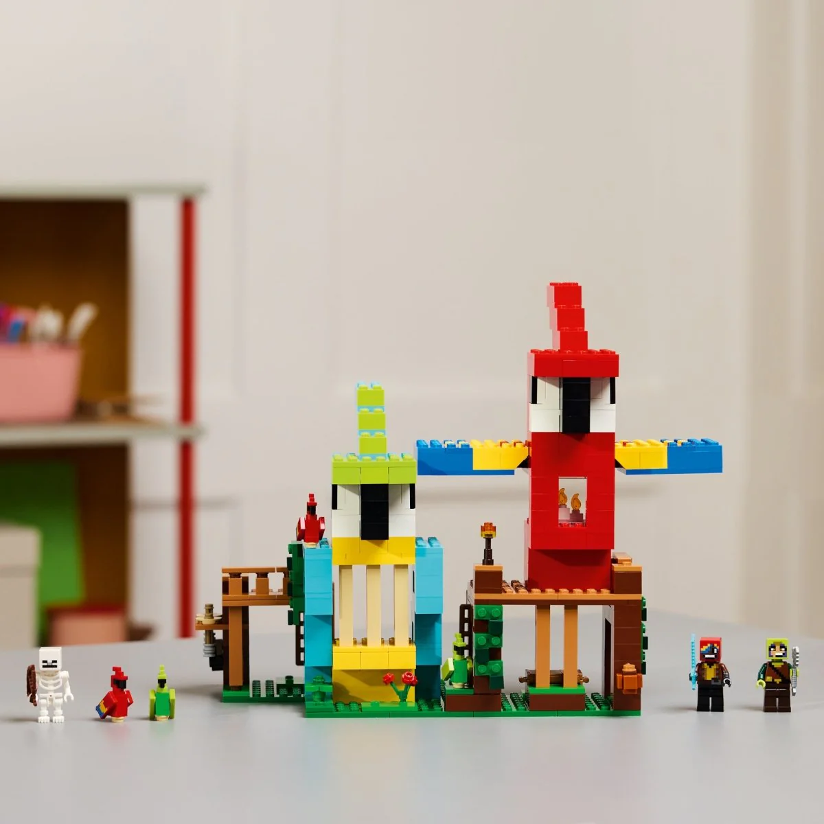 LEGO Minecraft The Parrot Houses, 21282, Ages 8+, 535 Pieces - Image 11