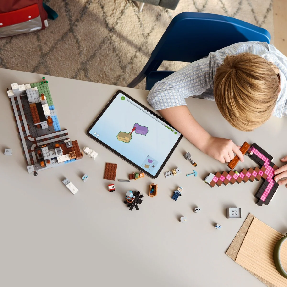 LEGO Minecraft The Pickaxe Mine, 21277, Ages 8+, 530 Pieces - Image 9