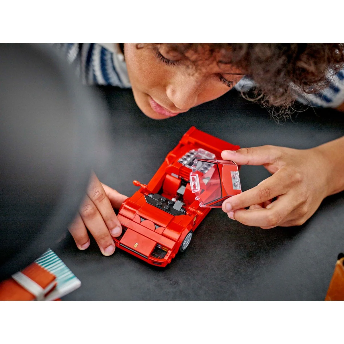LEGO Speed Champions Ferrari F40 Supercar, 76934, Ages 9+, 318 Pieces - Image 10