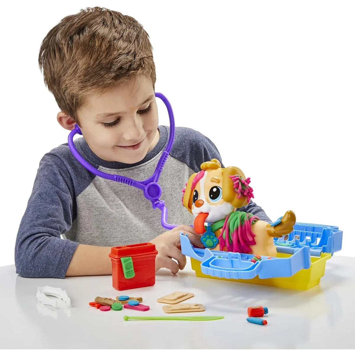 Play-Doh Care 'n Carry Vet Playset with Toy Dog, 1 Count - Image 10
