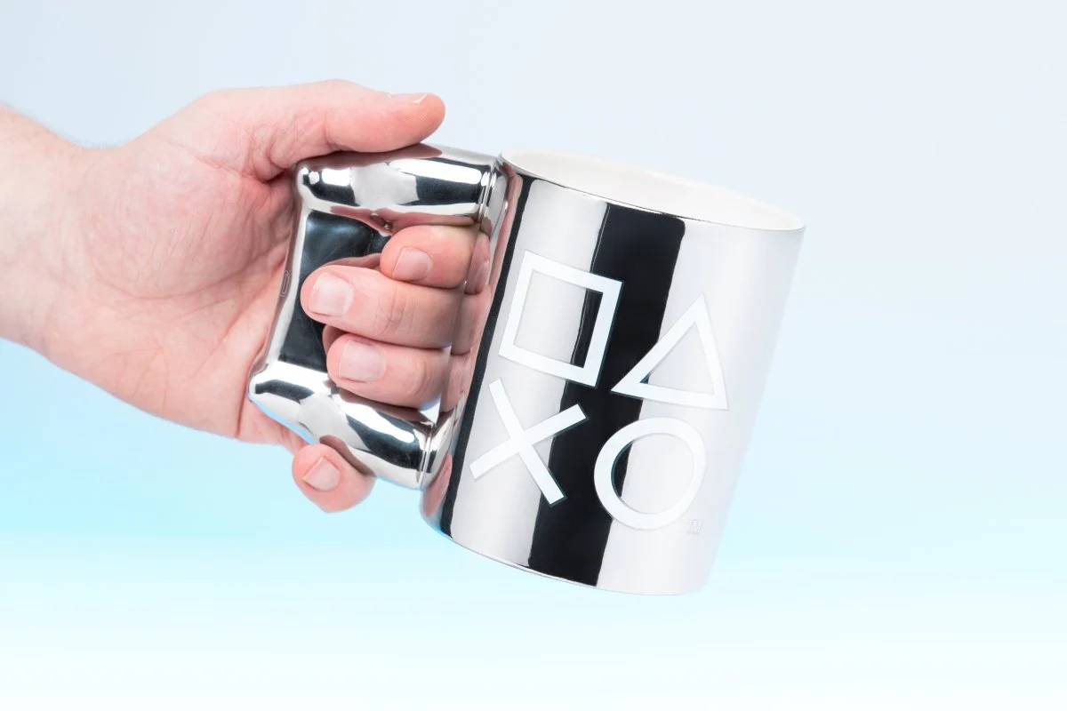 Playstation 4 Silver Controller Mug - Image 3