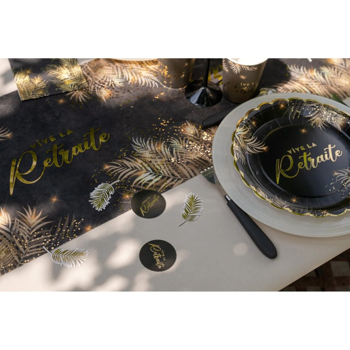 'Retraite Dorée Noire' Decorative Table Scatters, 25 Count - Image 2