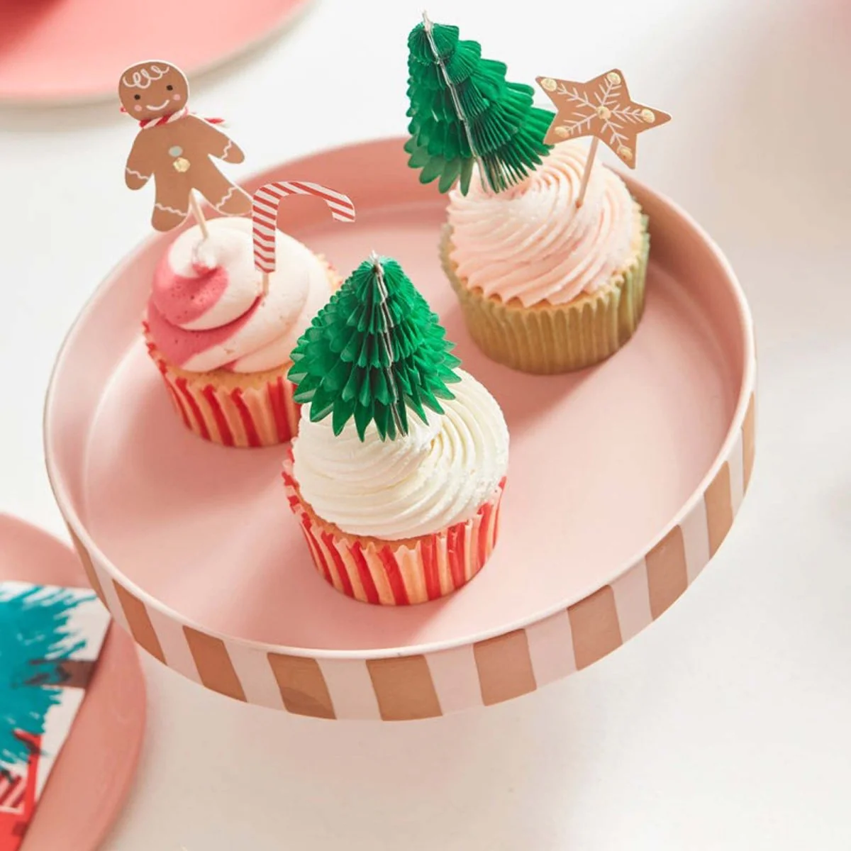 Sweet Gingerbread Cupcake Kit, 24 Count - Image 3